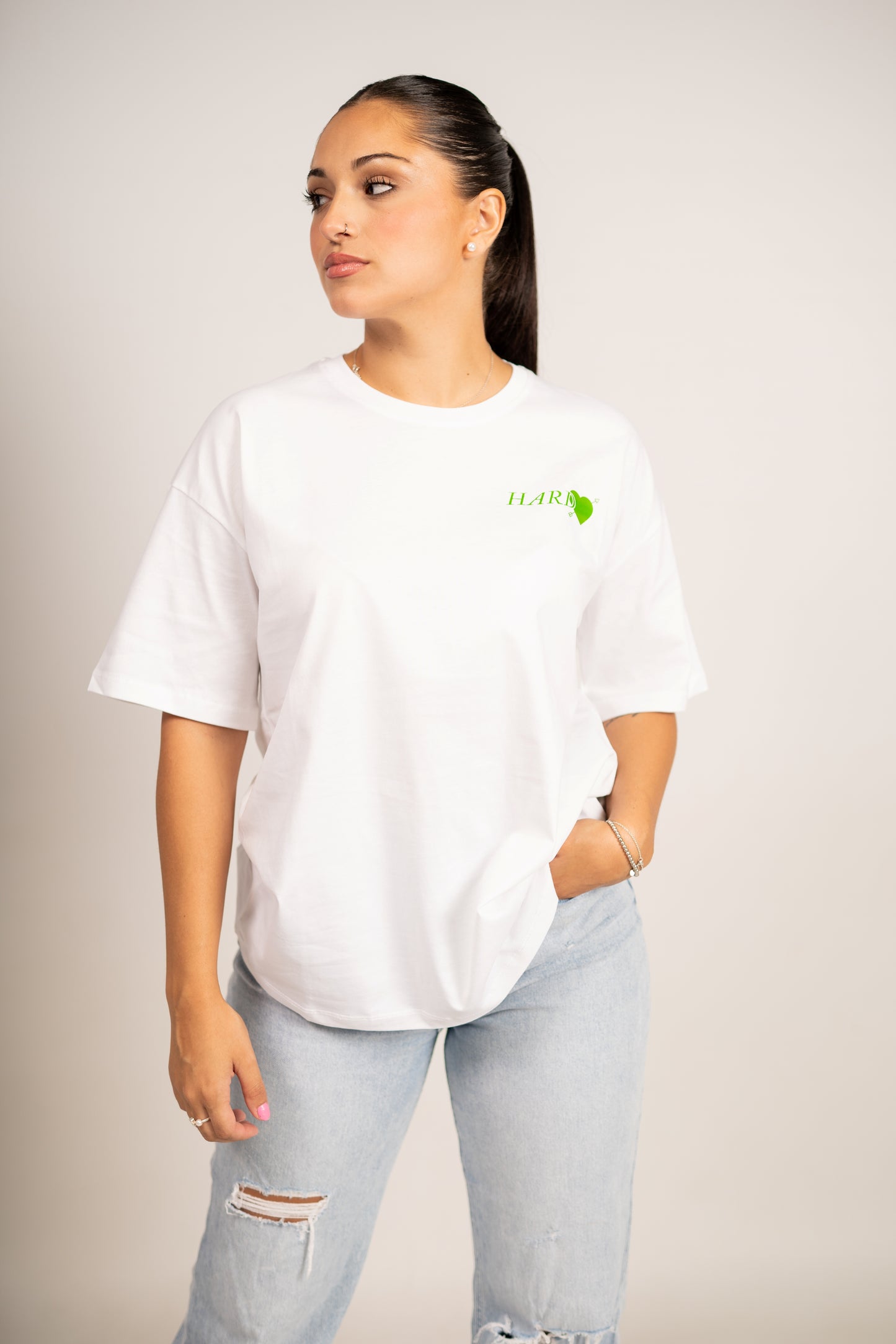 LOVE ME TEE WHITE AND GREEN